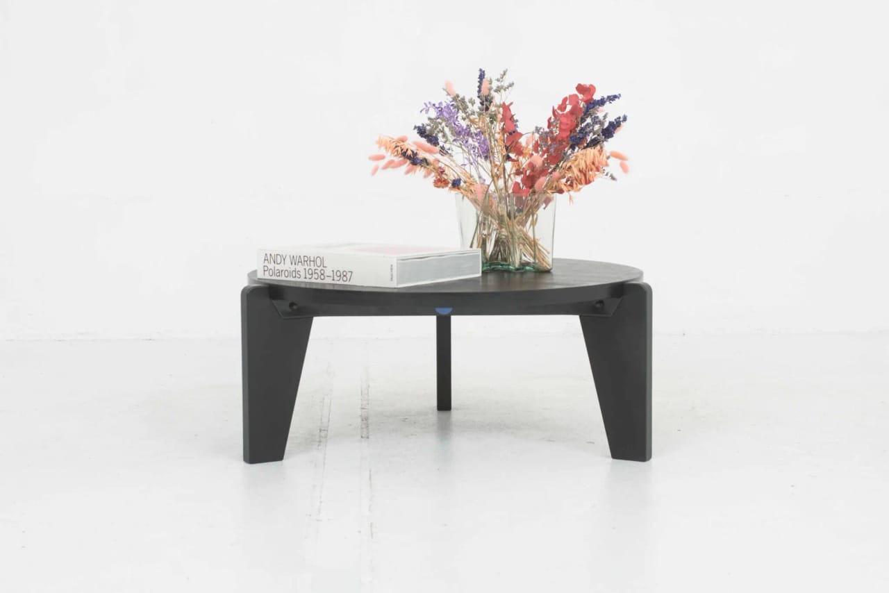 Vitra Guéridon Bas Couchtisch von Jean Prouvé in Schwarz