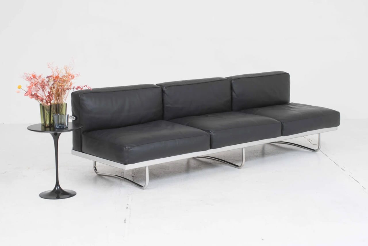 Cassina LC5 3er Sofa von Le Corbusier in schwarzem Leder