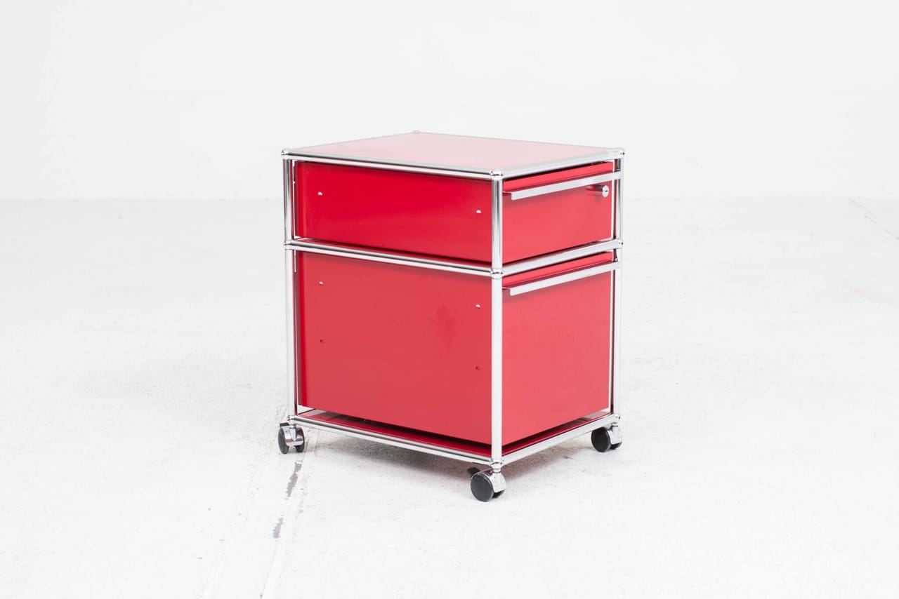USM Rollcontainer in Rubinrot