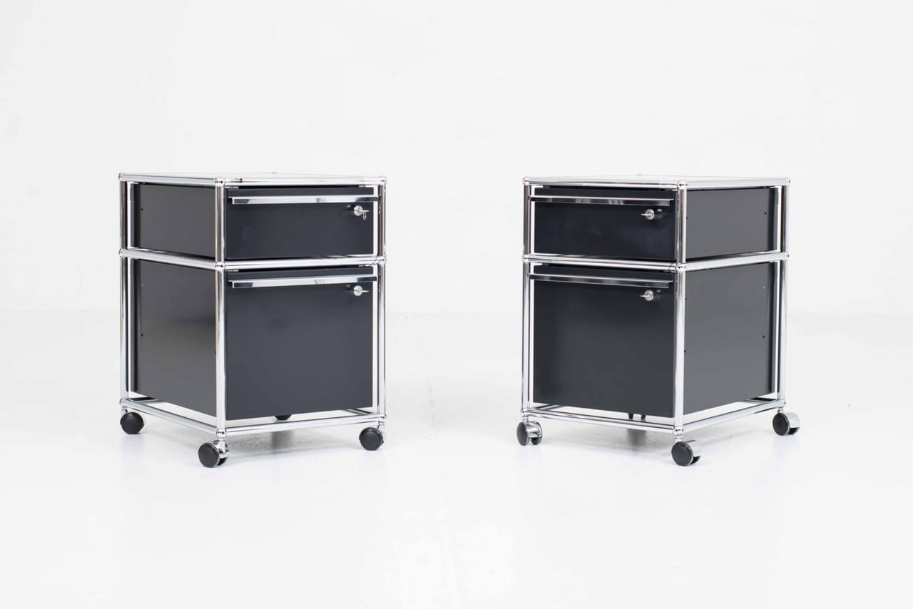 USM Rollcontainer in Graphitschwarz