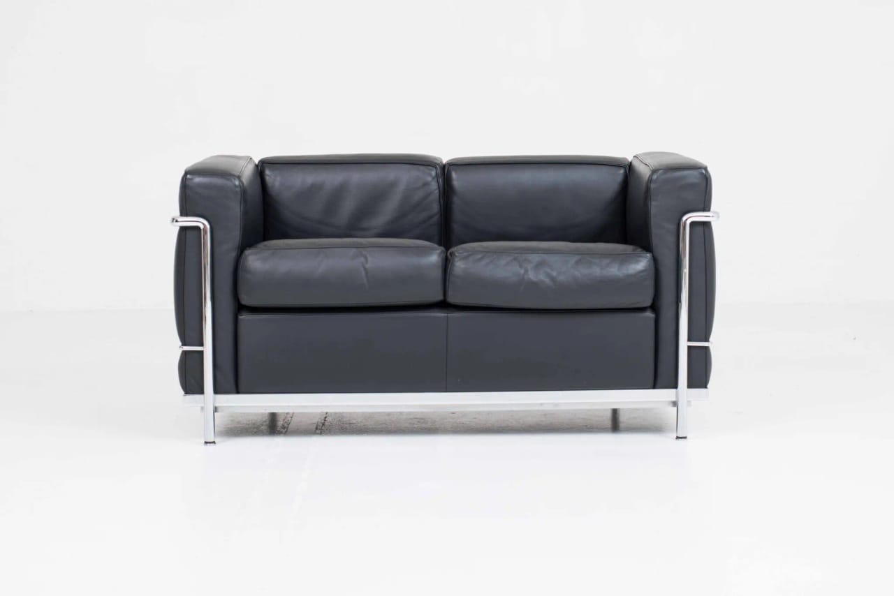 Cassina LC2 2-Sitzer Sofa von Le Corbusier in schwarzem Leder