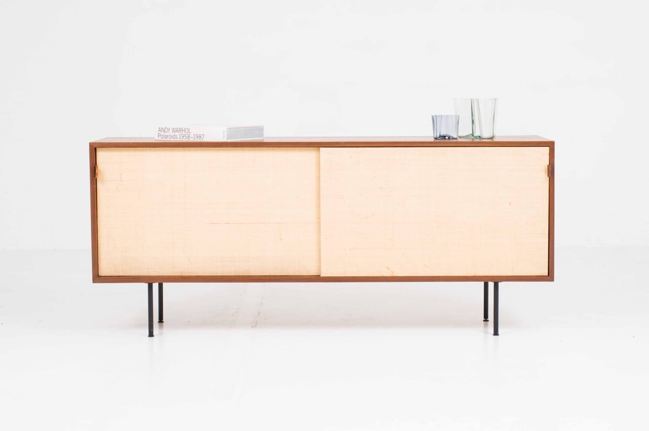 Knoll International Sideboard mit Seegrasfronten von Florence Knoll