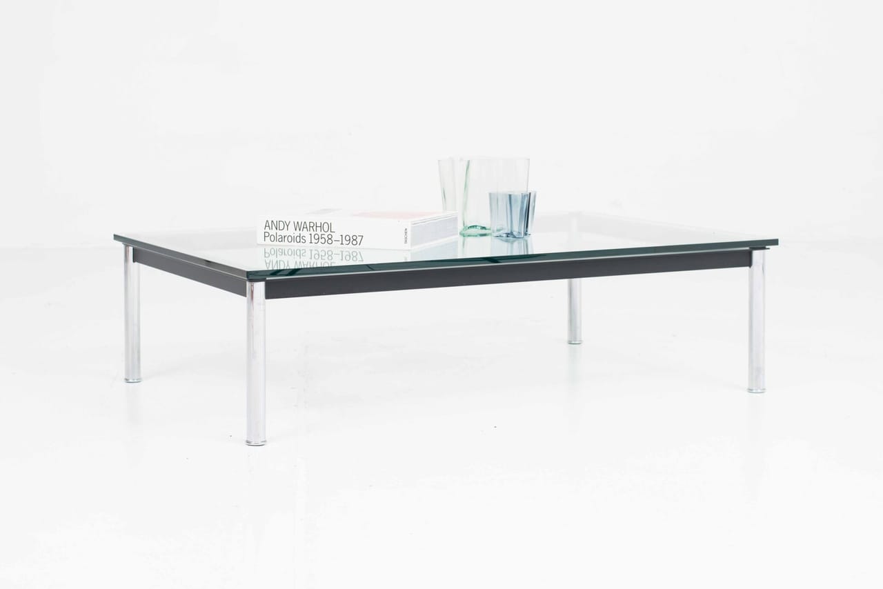 Cassina LC10 Couchtisch von Le Corbusier - 10 table en tube basse