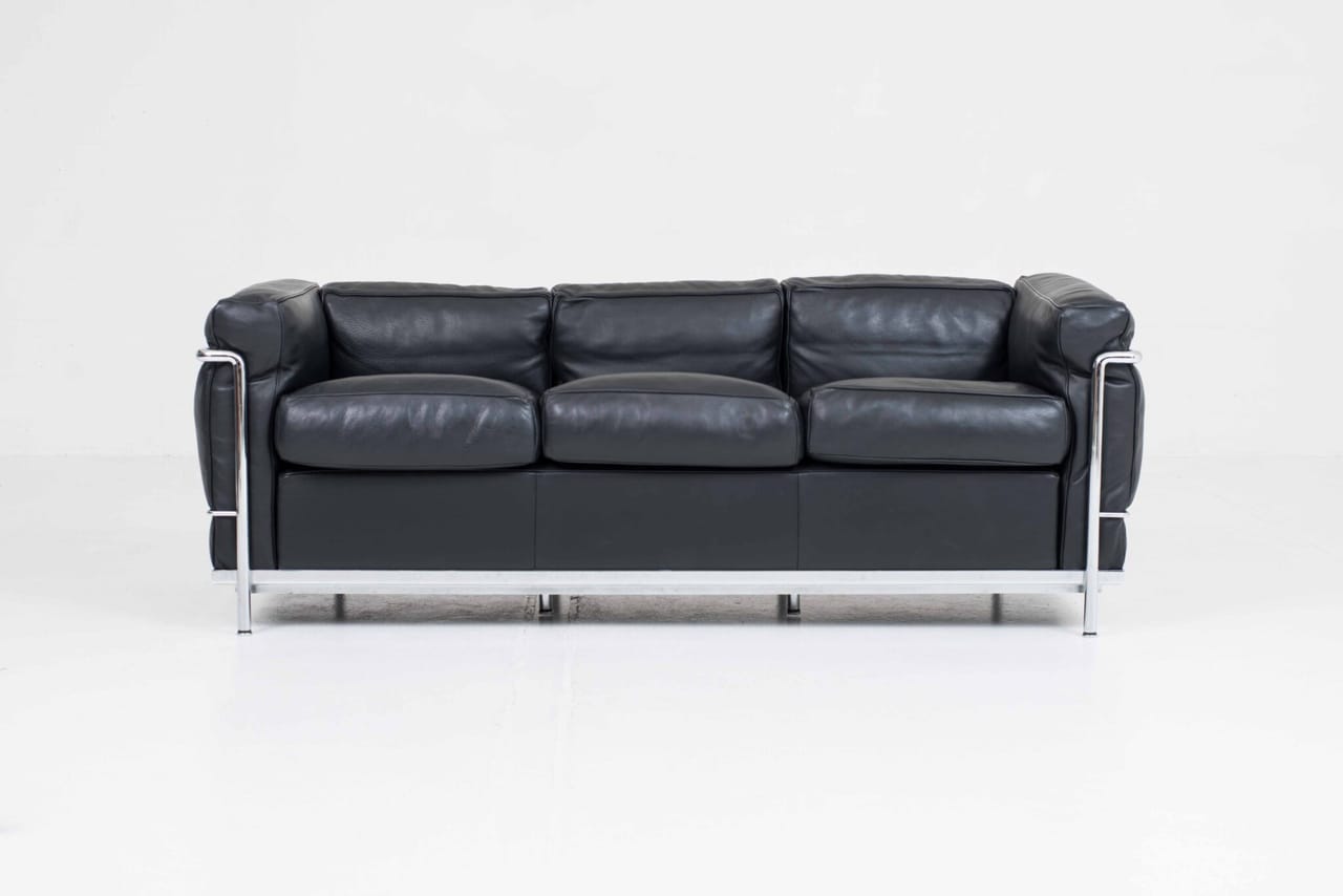 Cassina LC2 3-Sitzer Sofa von Le Corbusier in schwarzem Leder - 2 Fauteuil Grand Confort