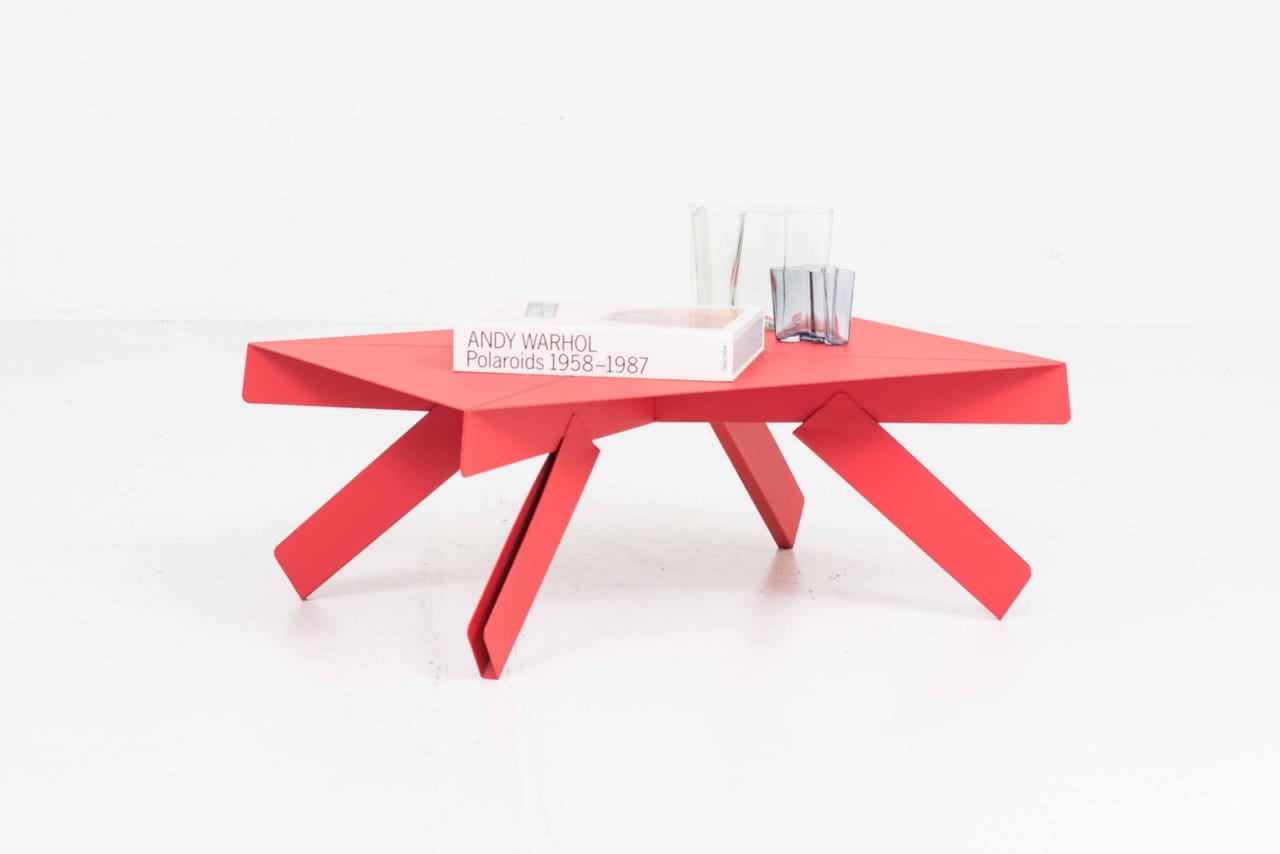 Dadadum Origami Couchtisch von Jörg Boner