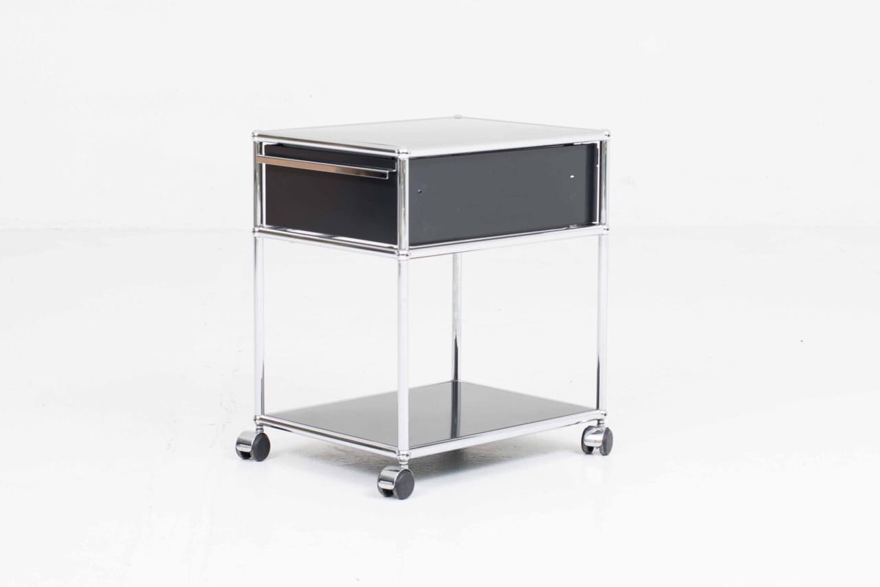 USM Rollcontainer in Graphitschwarz