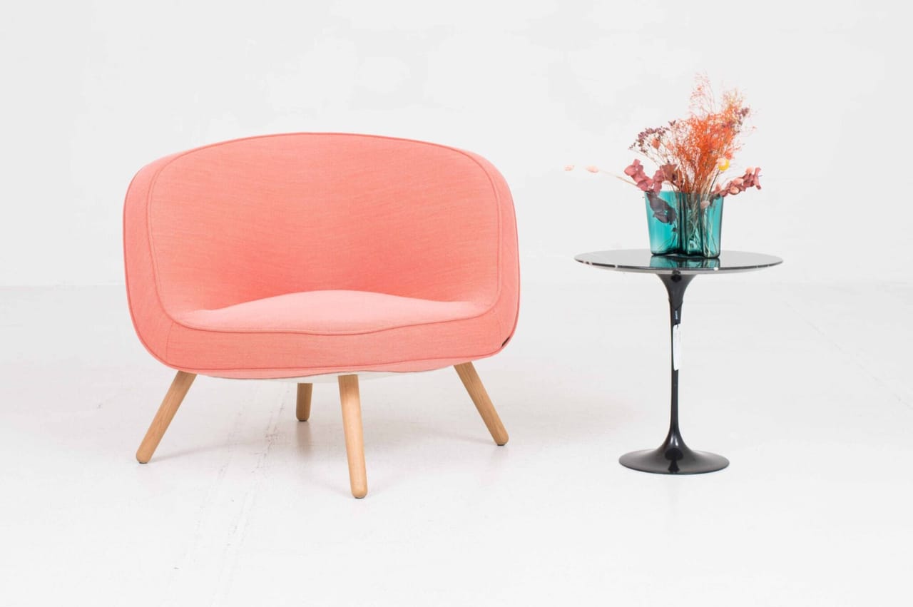 Fritz Hansen VIA57 Sessel von KIBISI in Altrosa