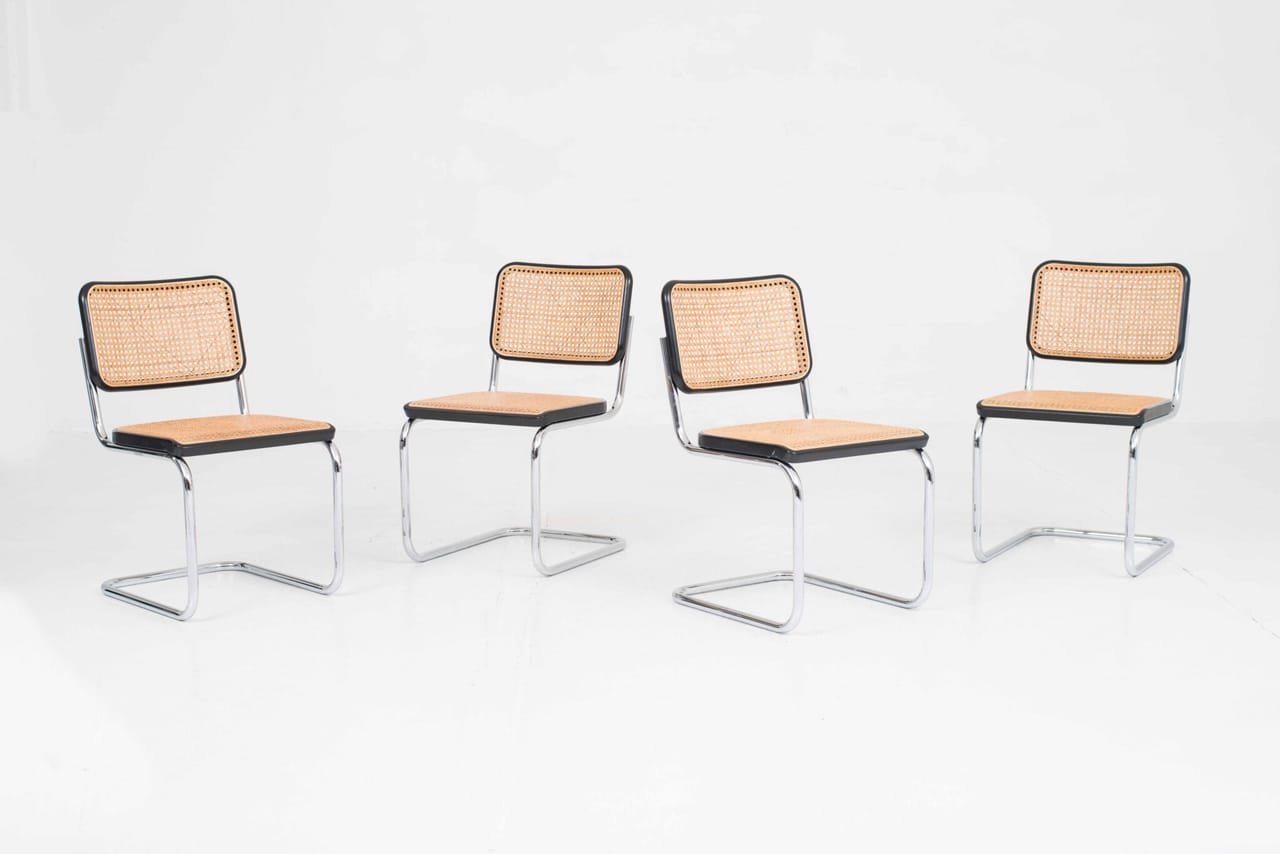 Thonet S32 Freischwinger Stühle von Marcel Breuer, im Viererset