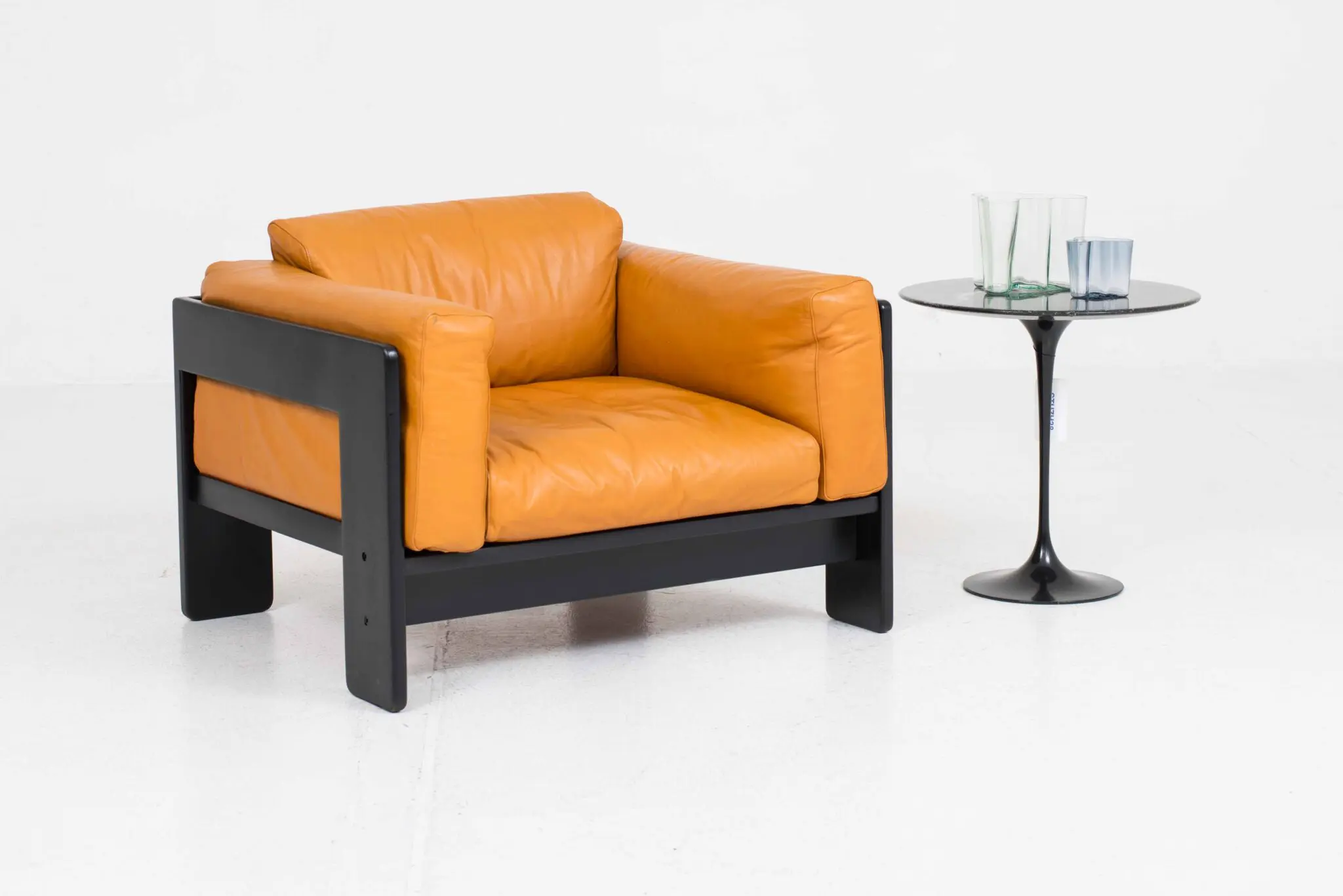 Knoll International Bastiano Sessel von Tobia Scarpa